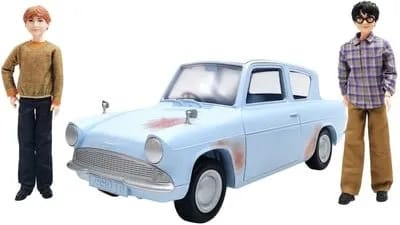 Voiture volante et 2 poupées