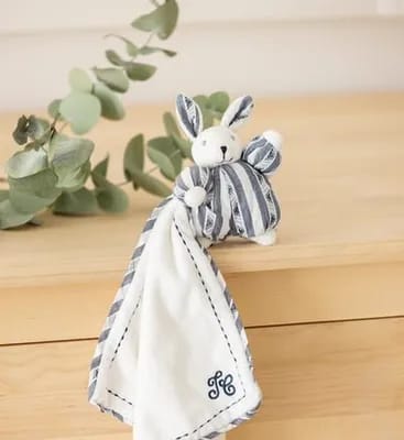 Augustin le lapin 1977 doudou clair