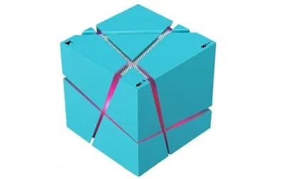 Enceinte Bluetooth Mini Cube AI Contrôle Vocal Intelligent, Lumière RGB, Son HD