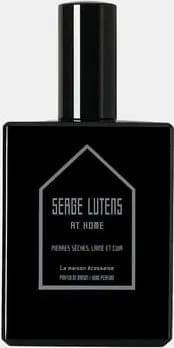 Pierres Sèches, Laine et cuir, la maison écossaise