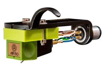 Cellule et diamant pour platine vinyle Nagaoka Cellule phono type MM montee sur porte cellule MP-150H